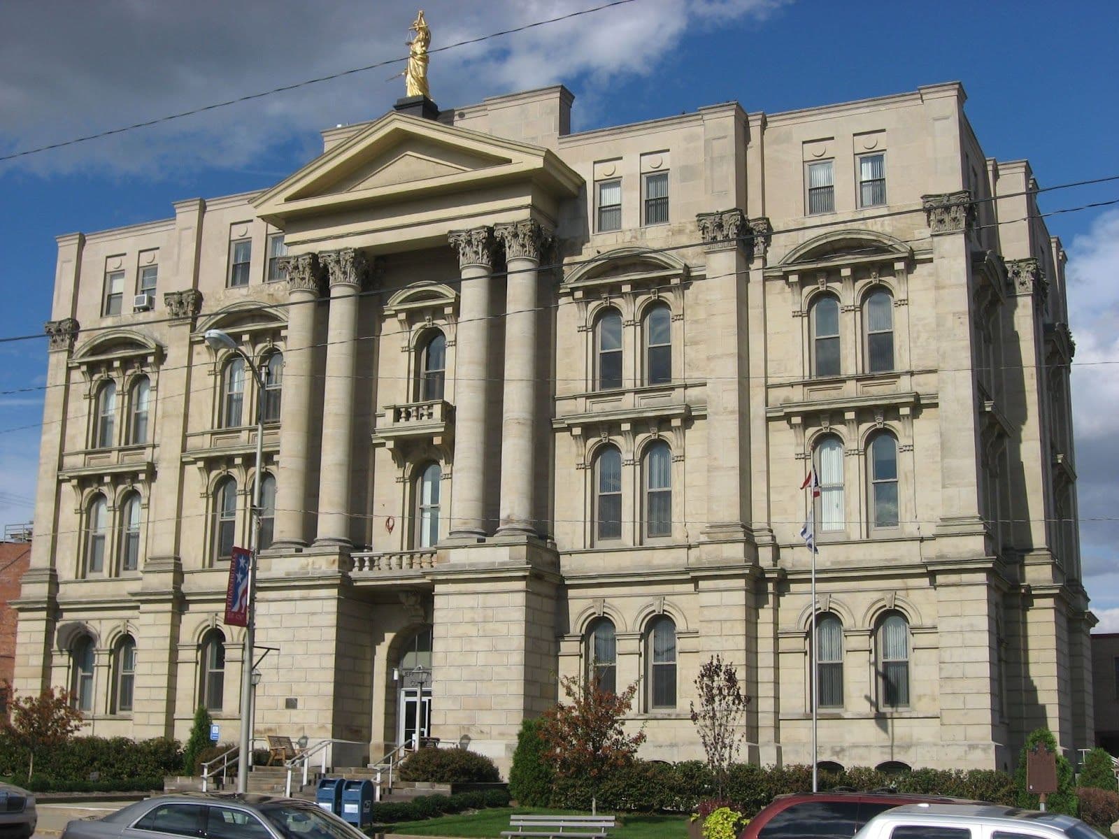 Steubenville, Ohio Nursing Home Abuse Lawyers | Michael Hill Trial Law